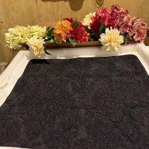 New Pottery Barn Akira Textured Linen Pillow Cover, Charcoal, 22” $59.50 Retail